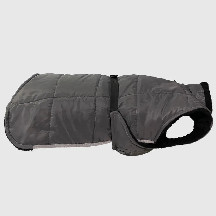 معطف رمادي مقاوم للماء