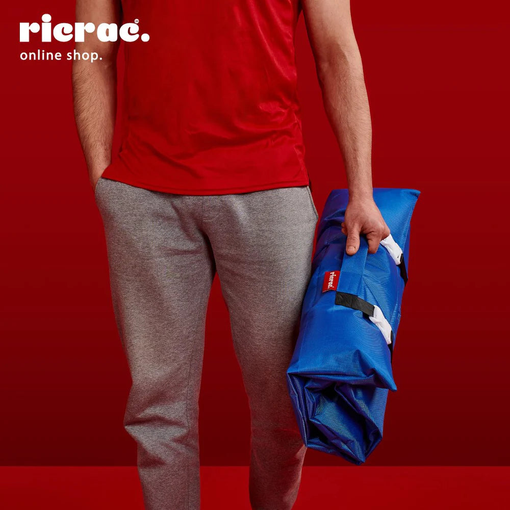 روزو - سجادة قابلة للطي وخفيفة الوزن ومقاومة للماء للحيوانات الأليفة